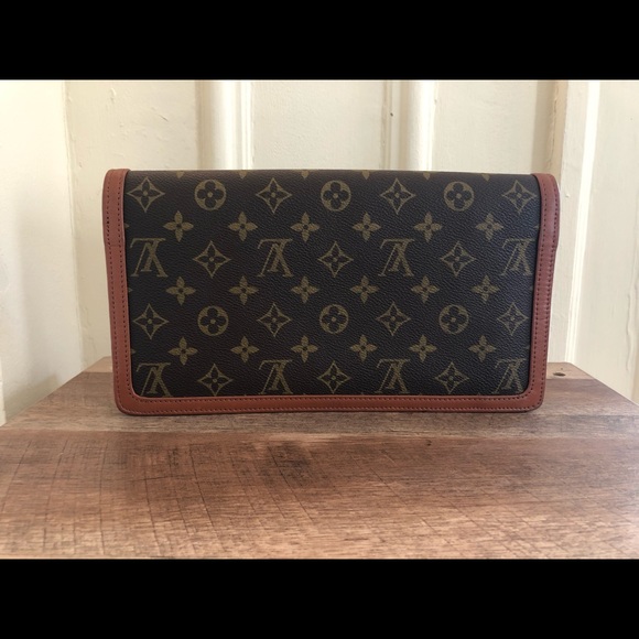 Louis Vuitton authentic monogram pochette clutch - Picture 4 of 8